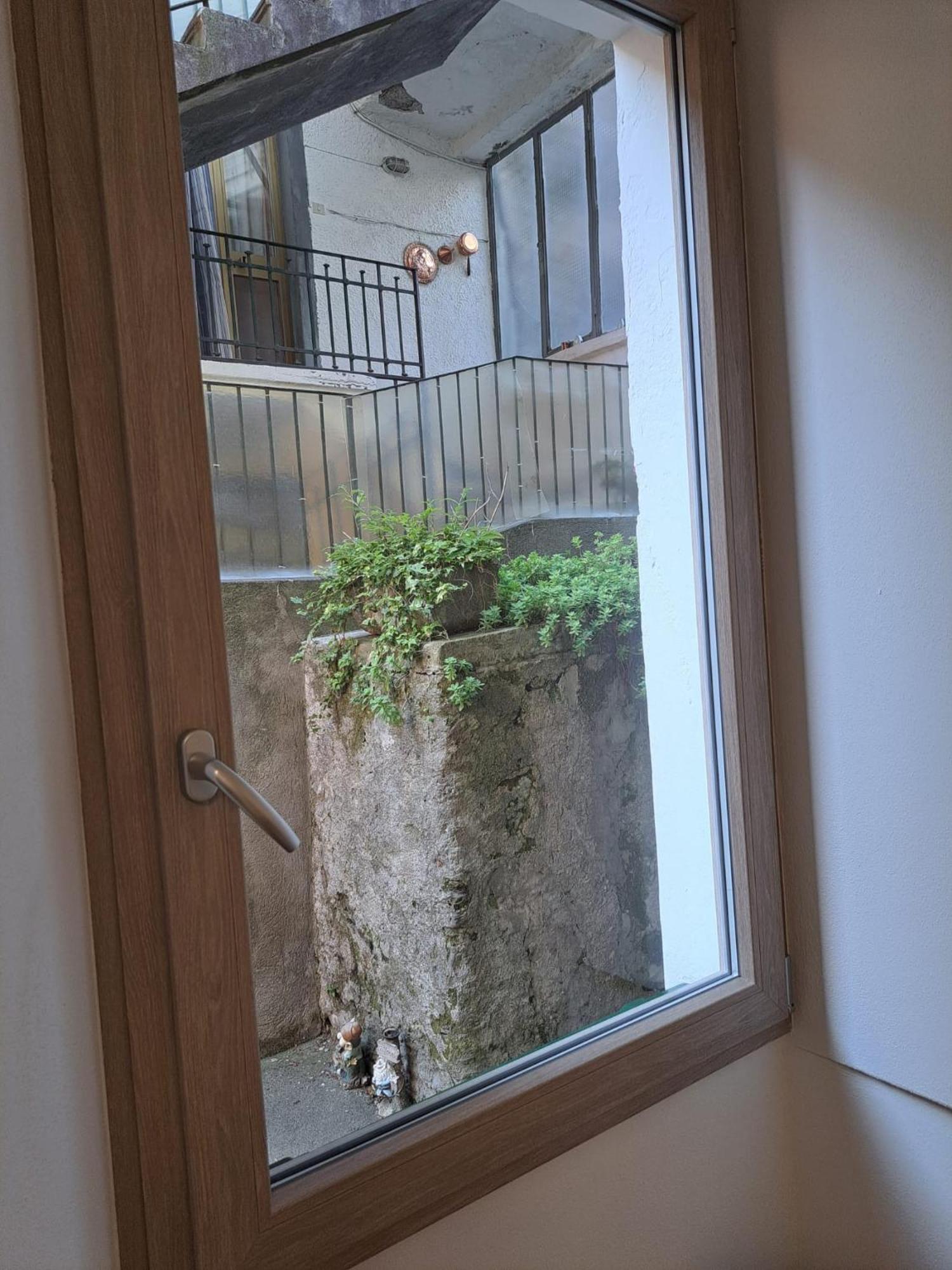 Casa N 61 Apartman Dervio Kültér fotó