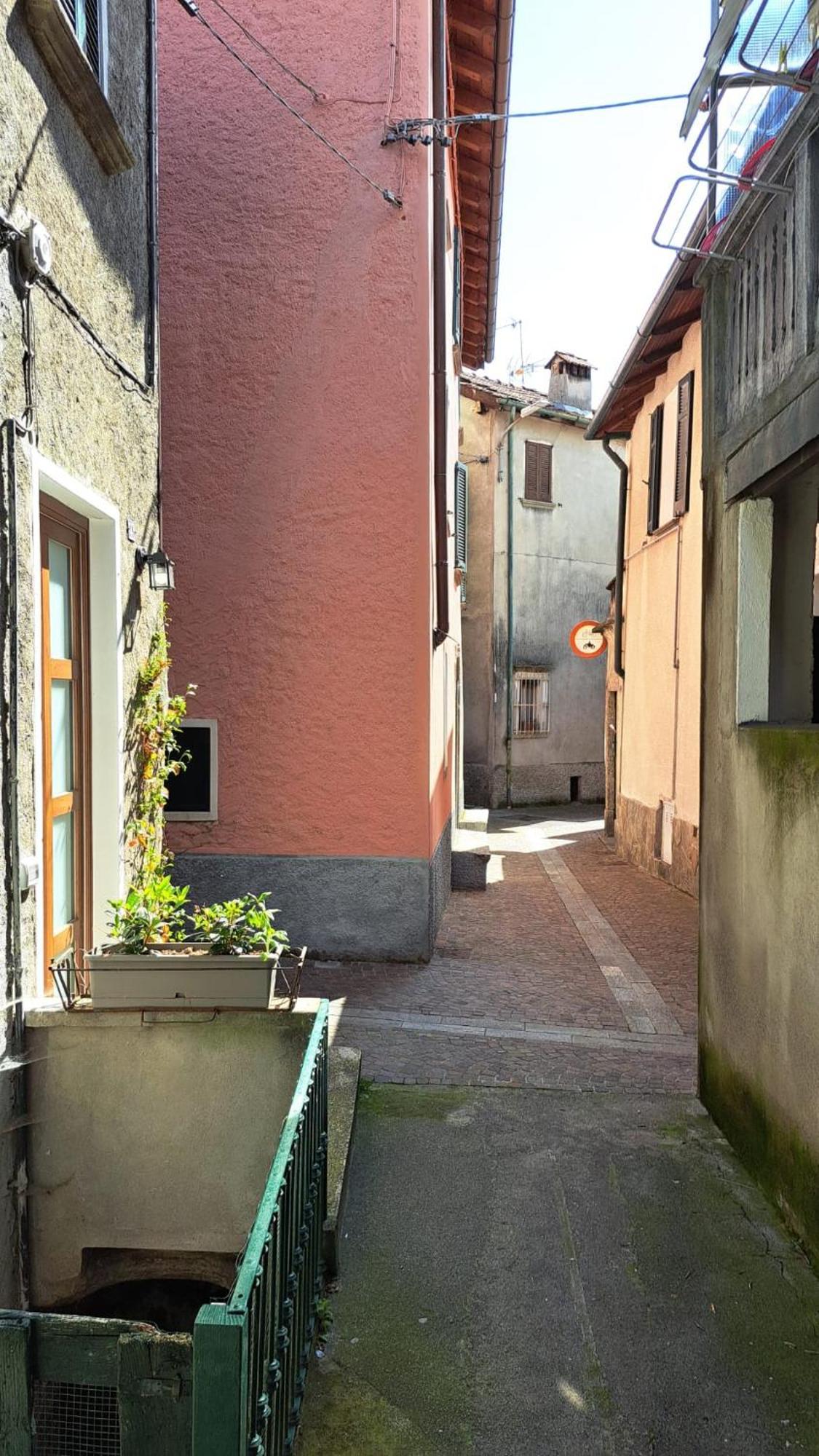 Casa N 61 Apartman Dervio Kültér fotó